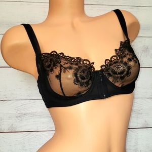 Victoria's Secret Vintage Black Lace Bandage Bra 36 C